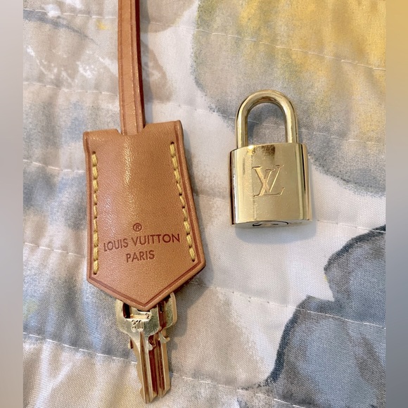 Louis Vuitton Vachetta Clochette Key Bell Holder